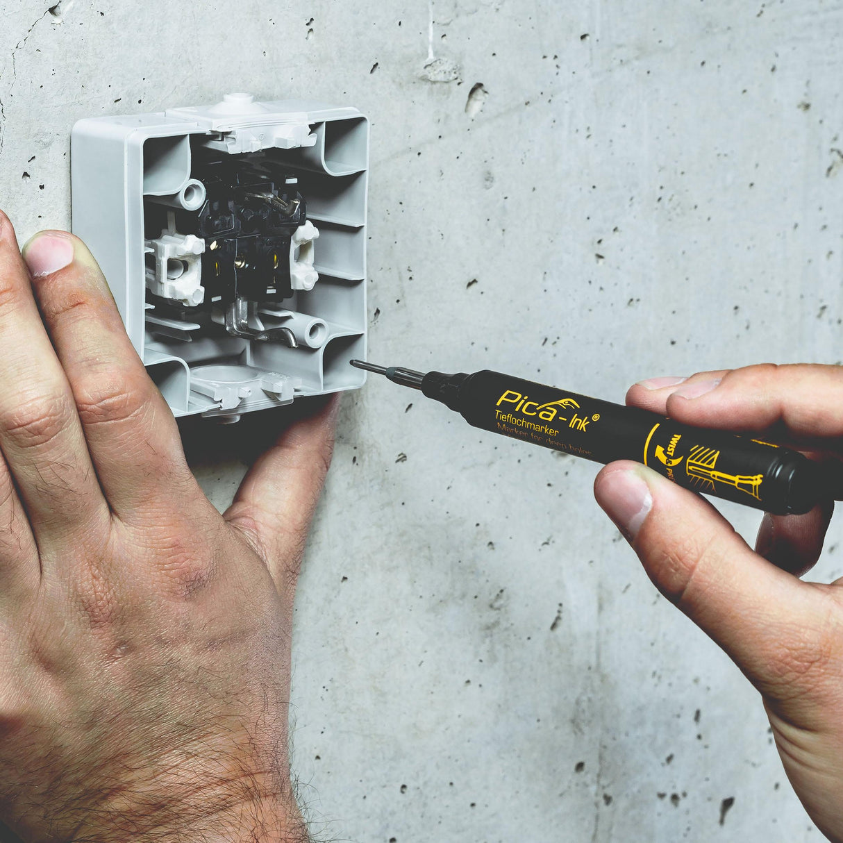 Pica | Deep Hole Ink Smart Use Marker