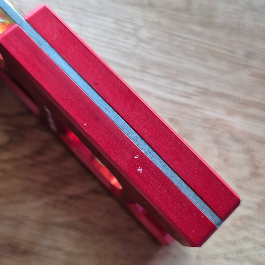 Martinez Tools |  9" Titanium Top View Level (Seconds)