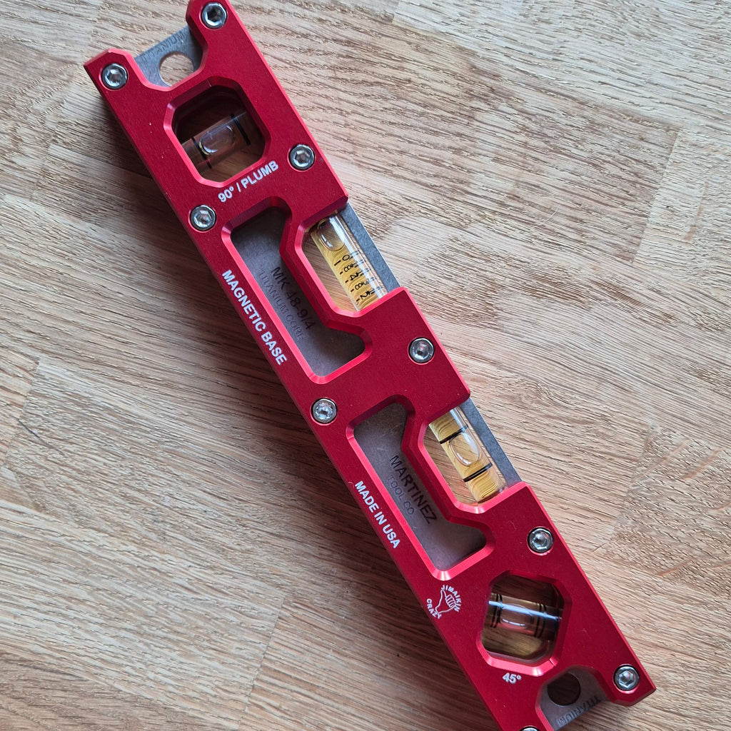 Martinez Tools |  9" Titanium Top View Level (Seconds)