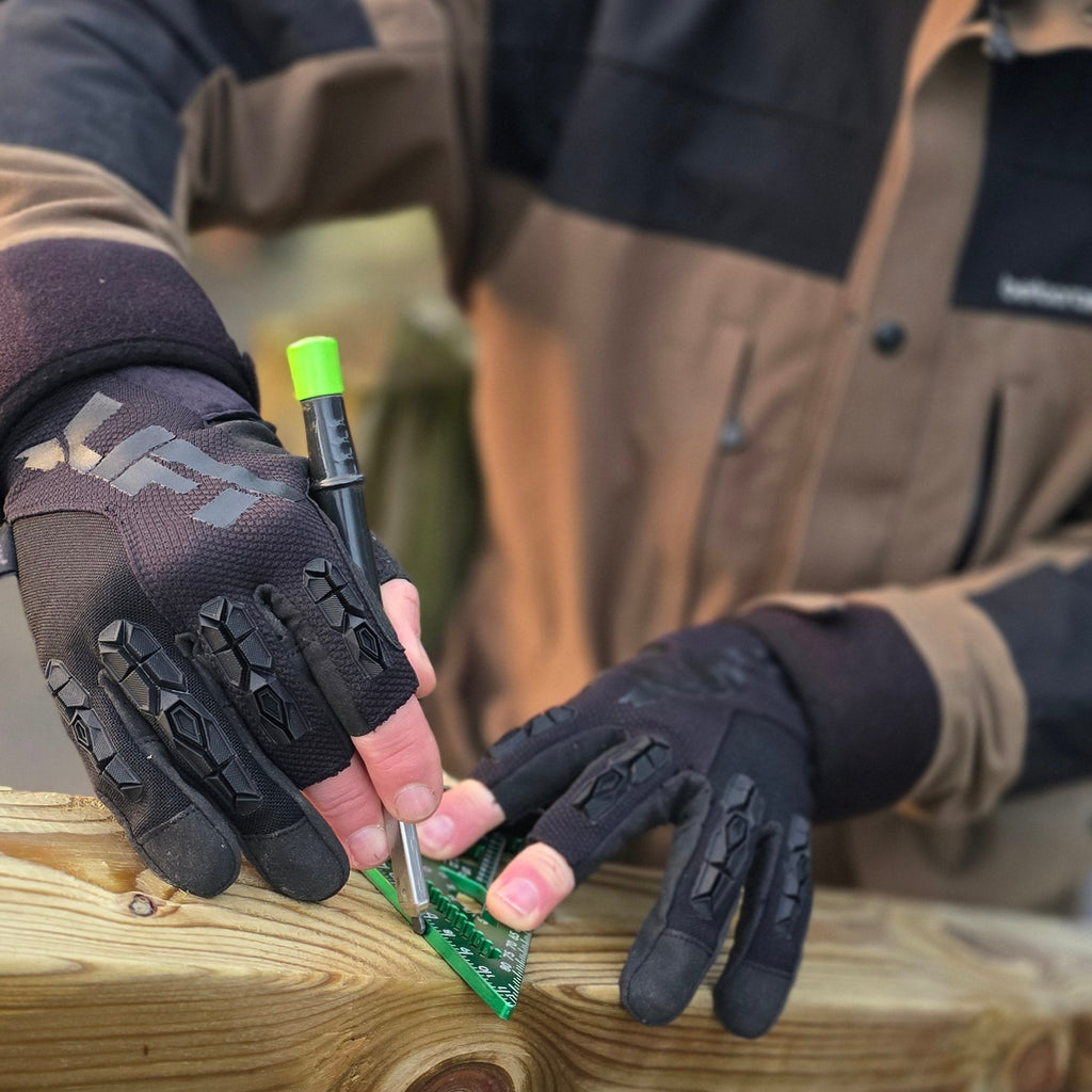 Lift Safety | FRAMED Glove