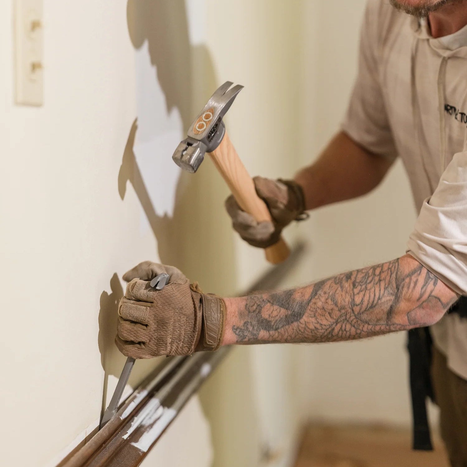 MTC Tools | Titanium 9 1/2" Finish Trim Bar